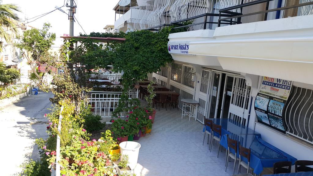 Ozgun Apart Hotel Kusadasi Exterior photo