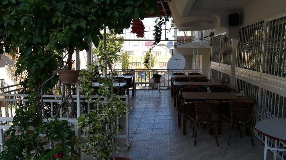 Ozgun Apart Hotel Kusadasi Exterior photo